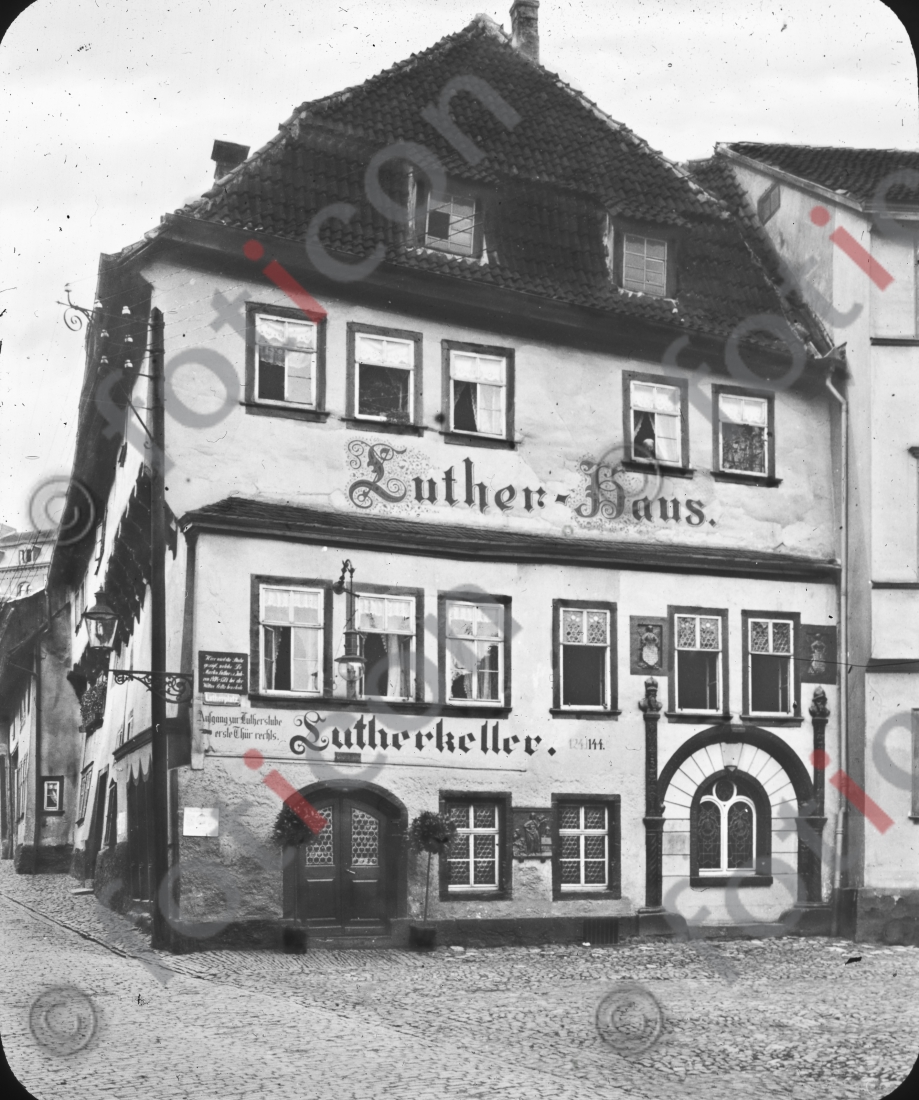 Lutherhaus in Eisenach | Luther House in Eisenach - Foto foticon-simon-150-007-sw.jpg | foticon.de - Bilddatenbank für Motive aus Geschichte und Kultur